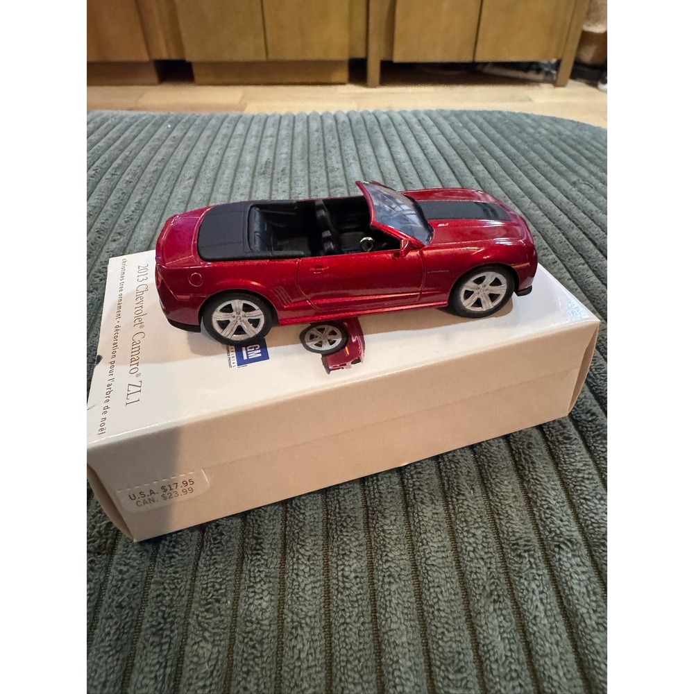2013 Chevrolet Camaro ZL1 Convertible Christmas Tree Ornament Hallmark‎ Keepsake